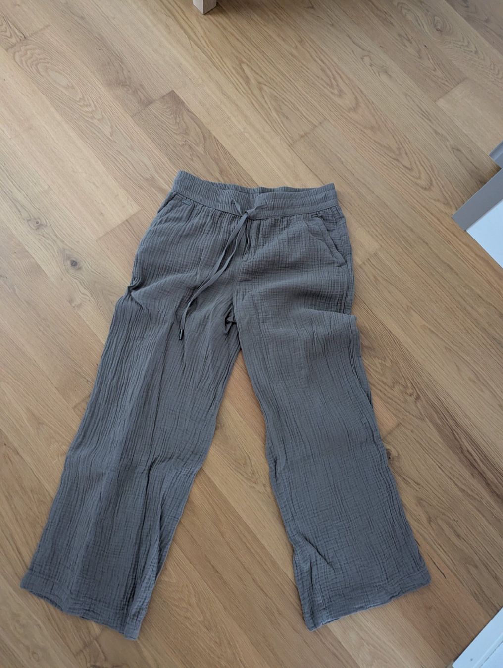 Hosen: Mousselin Hosen – Gebraucht aus Aesch ZH von DanKe03 2