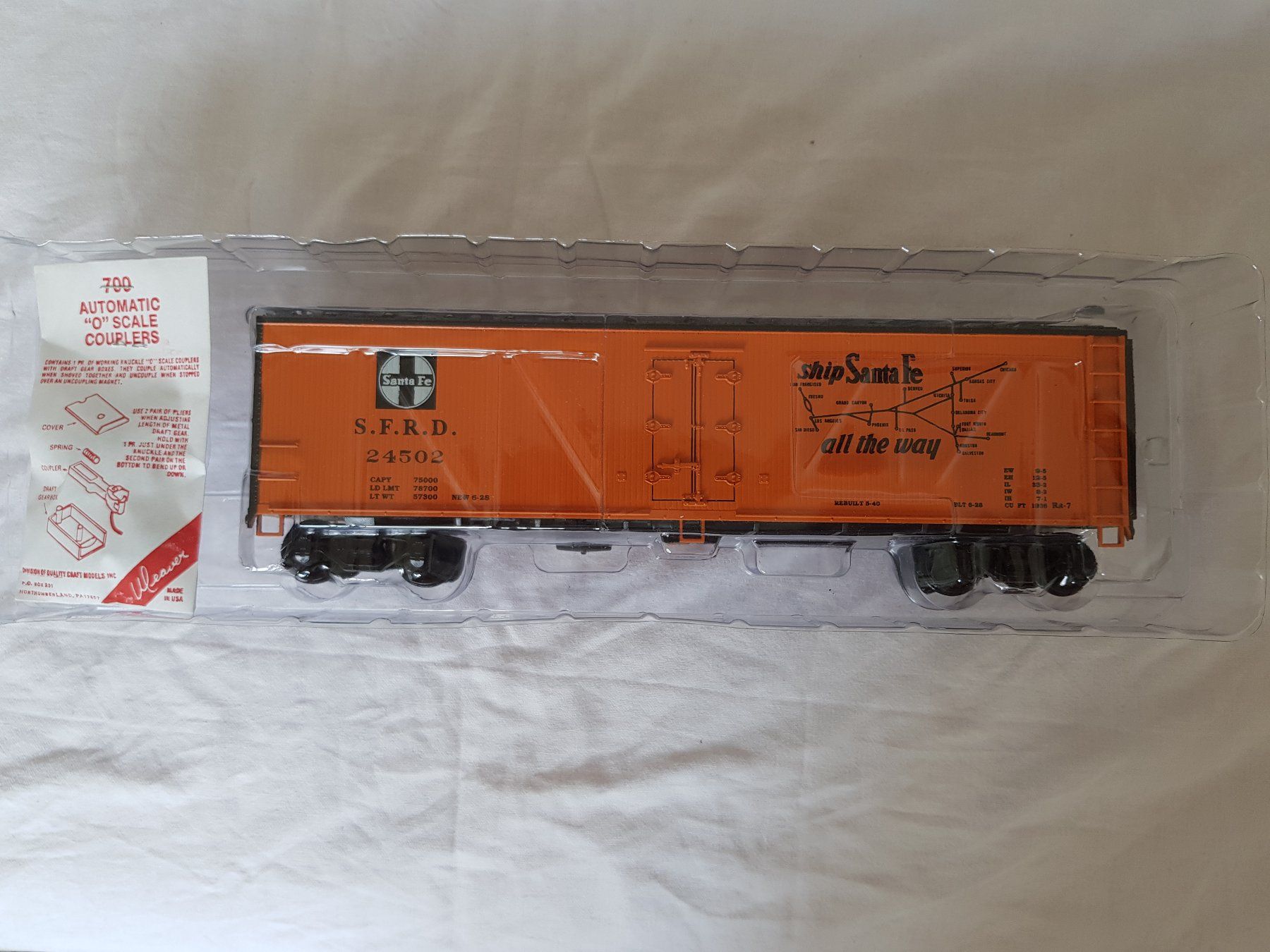 Modellini di ferrovie: Weaver:  Santa Fe Refrigerator 24502 – Nuovo e nell'imballaggio originale da Luzern venduto da inca55 5
