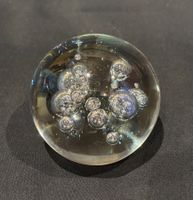 Glaskugel  aus massivem Glas Mundgeblasen