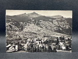 Grindelwald, Dorfpartie mit Lauberhorn-Tschuggen-Männlichen