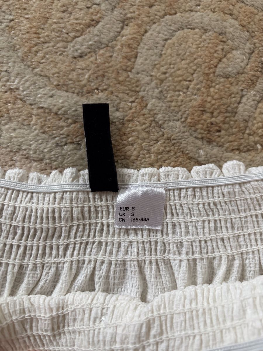 H&M Tops: Top – D'occasion à Eggersriet par car_w5cl 2