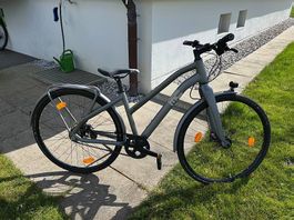 Vélo de ville Ghost Square Urban X7, taille 42cm