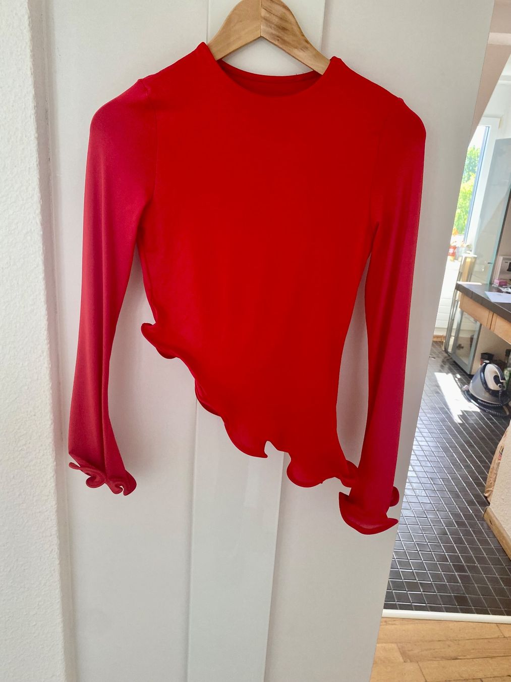 T-shirt: Neues Damen T-Shirt – Nuovo (secondo la descrizione) da Lugano venduto da dir_5287