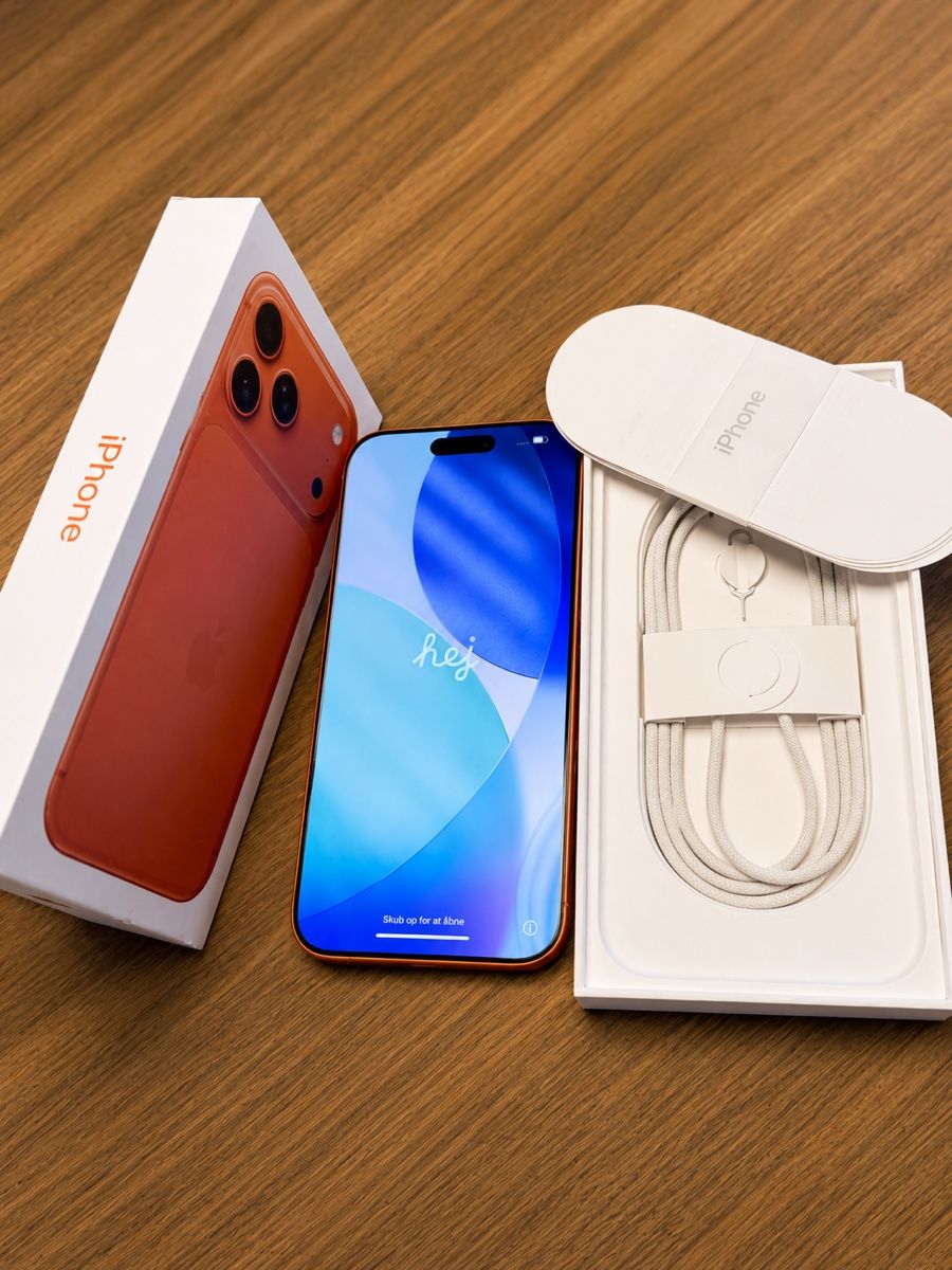 Apple Telefoni cellulari / Smartphones: Apple iPhone 17 Pro Max 2TB Cosmic Orange – Nuovo (secondo la descrizione) da Trimmis venduto da Kene_Design_Form 1