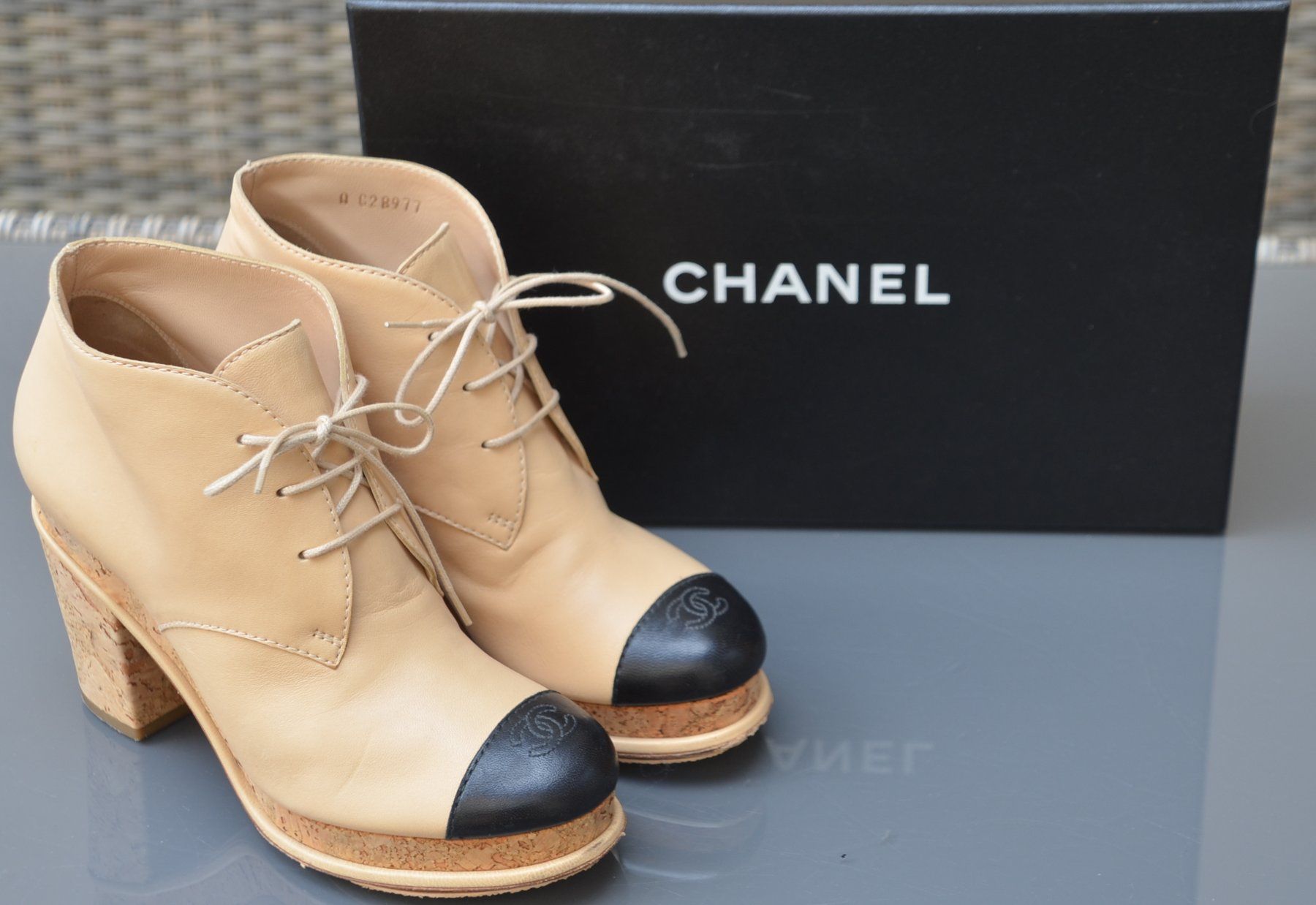 Chanel Scarpe da donna: Boots Chanel  bottines  .36.5 – Usato da Collonges venduto da Auganien 2