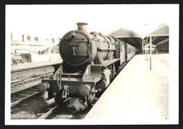 4 Fotografien britische Eisenbahn NR. 42