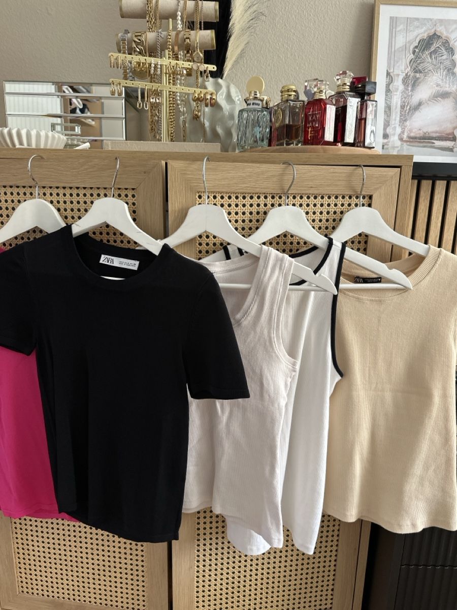 T-shirts: 5 Teile Top Gr S – D'occasion à Volketswil par Sina008 1
