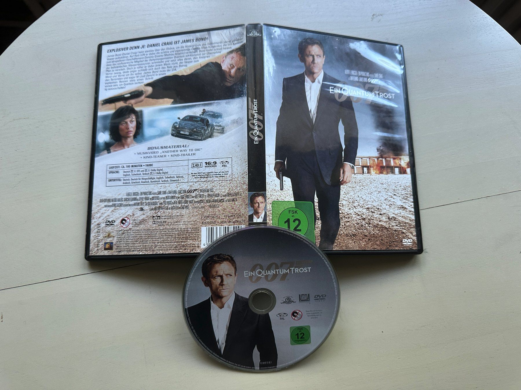 Tous les DVDs: JAMES BOND tolle DVD Ein Quantum Trost Daniel Craig – D'occasion à Basel par Partridge