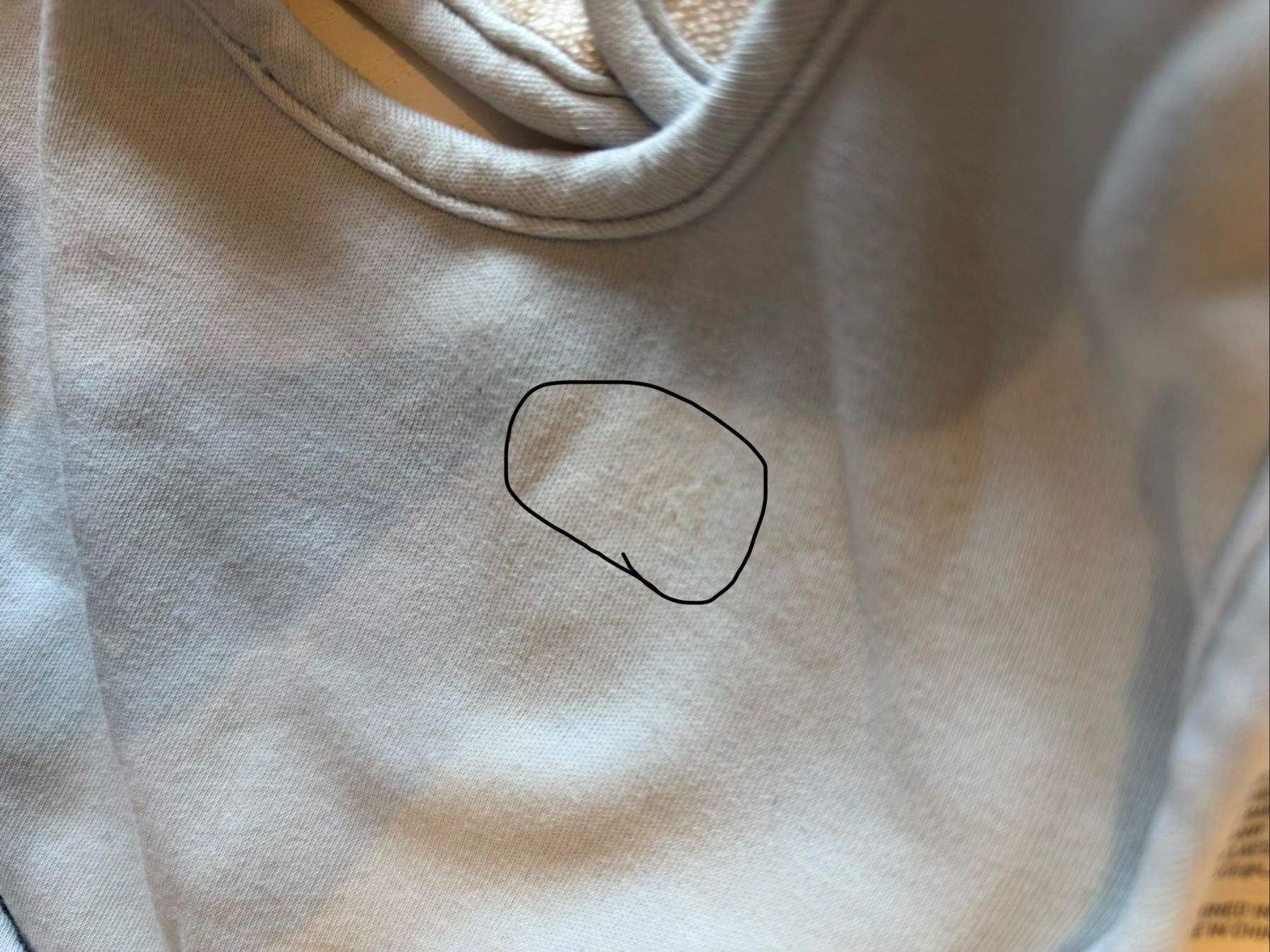 Baby-Mahlzeiten: Set de 5 bavoirs semi-imperméables – Gebraucht aus Chapelle (Glâne) von cle_pjg7 6