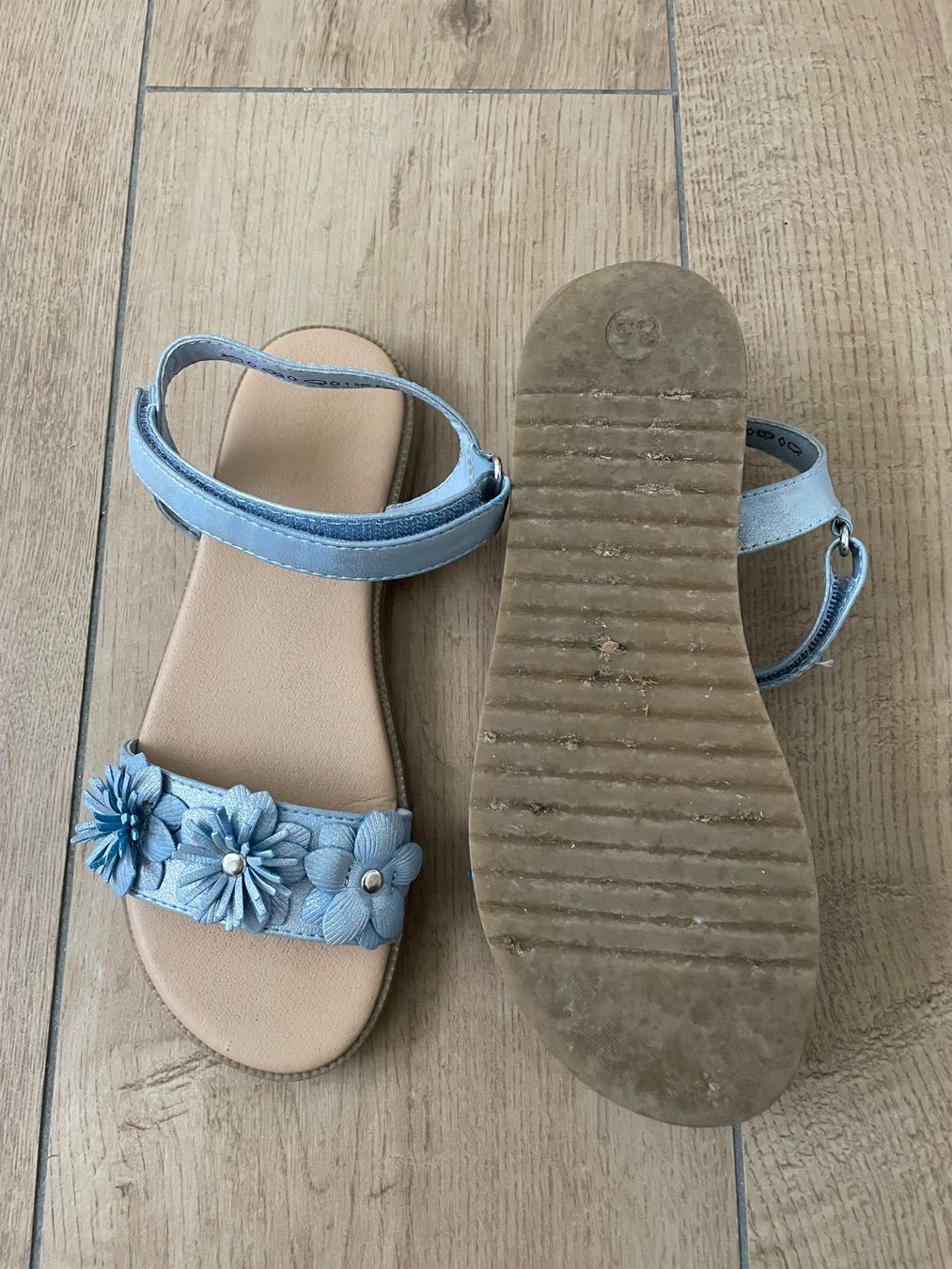 Scarpe per ragazze: Sandalen Gr. 35 – Usato da Waltenschwil venduto da hansnine 1