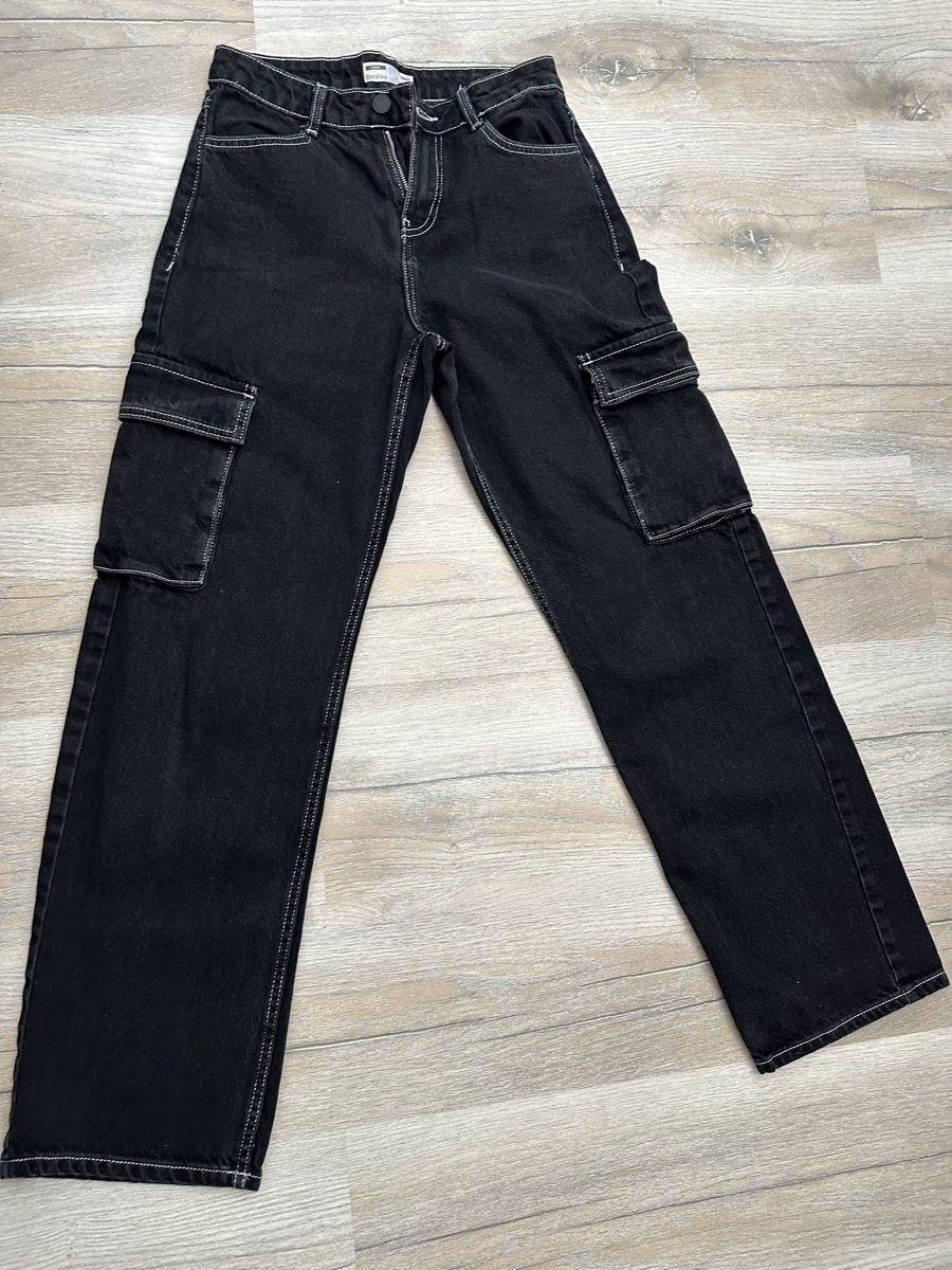 Bershka Jeans: BERSHKA Jeans – Usato da Schwanden venduto da kisi79