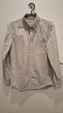 uniqlo shirt, size S, 100% cotton