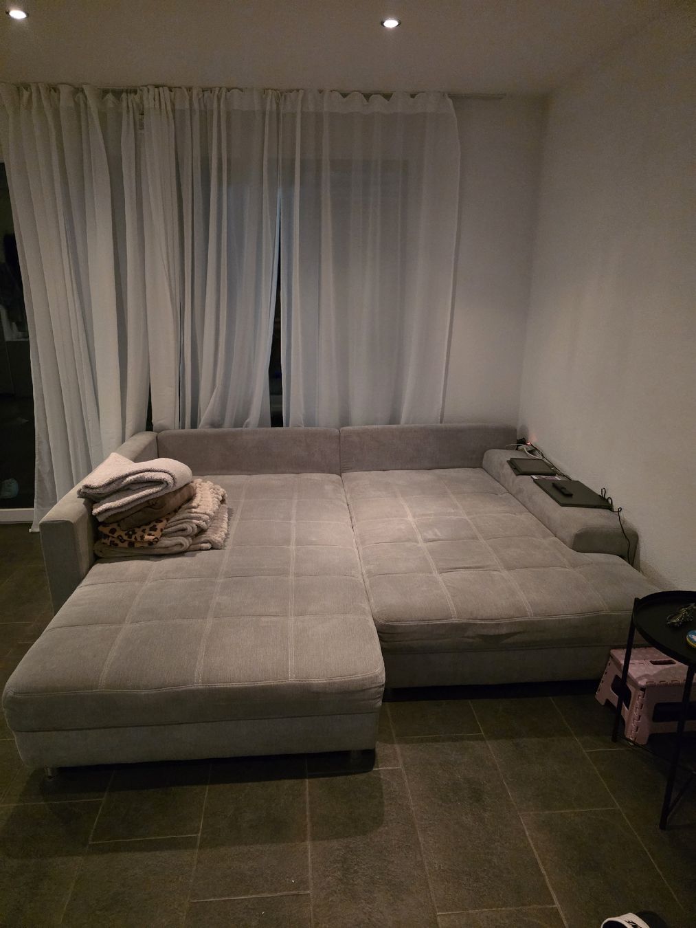 Conforama Divani: Gemütliches Ecksofa / Schlafsofa mit Bettfunktion, Grau – Usato da Amriswil venduto da dub_sym9 1