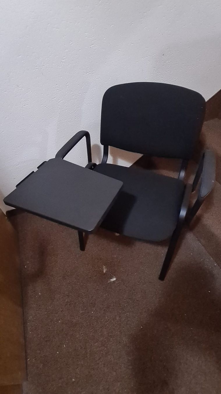 Sedie: Chaises de conférence ou de formation, avec écritoire – Usato da Miex venduto da Avavelle 2