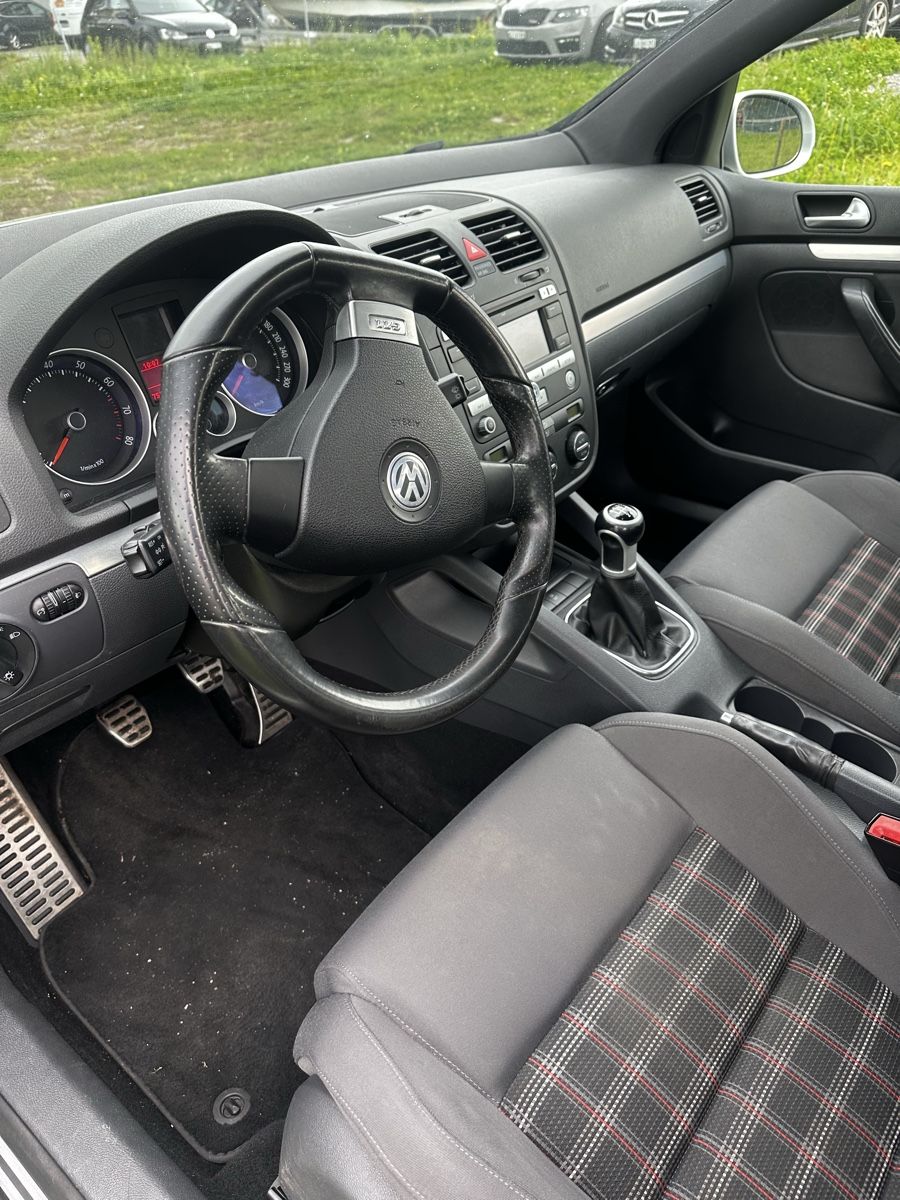 VW Automobili: VW Golf GTI – Usato da Luzern venduto da Swiss-Garage 8