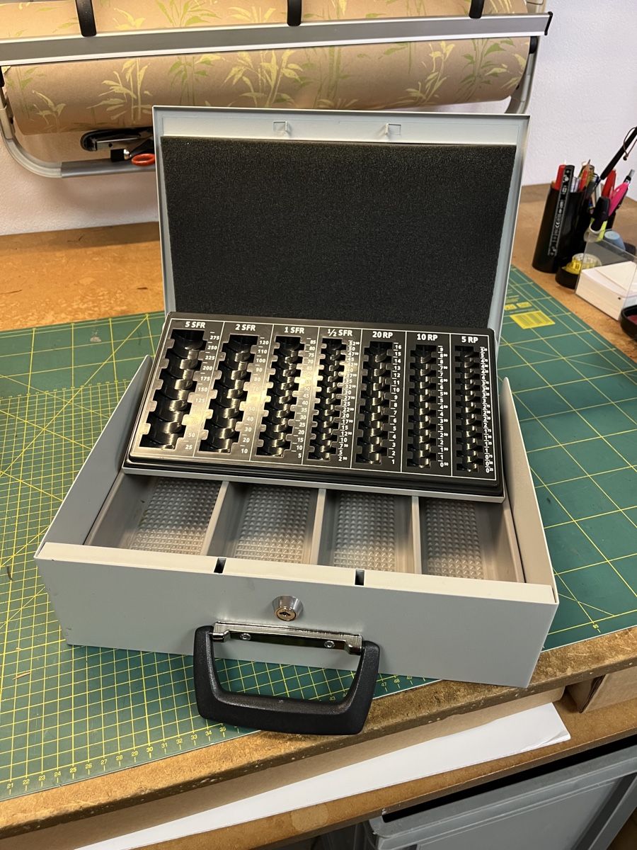 Registratore di cassa: MISTER TOOL PROFI HANDGELSKASSETTE – Usato da Lugano venduto da Kingolla 4