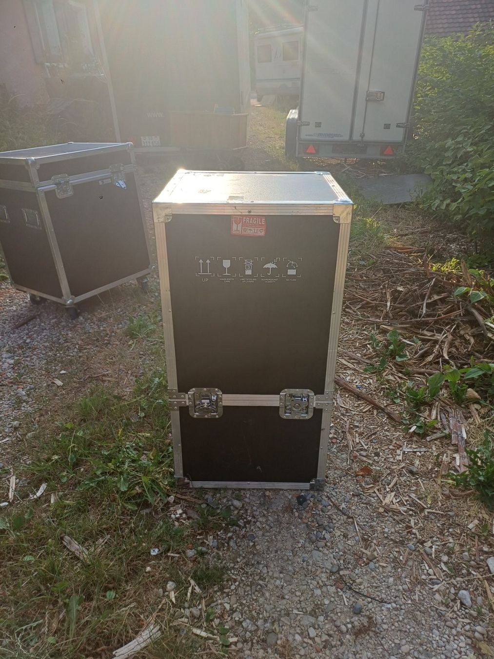 Reisekoffer: versch. Flightcase Schwarz Aluminium gebrauchter Zustand – Gebraucht aus Zullwil von imh_lq9s 4
