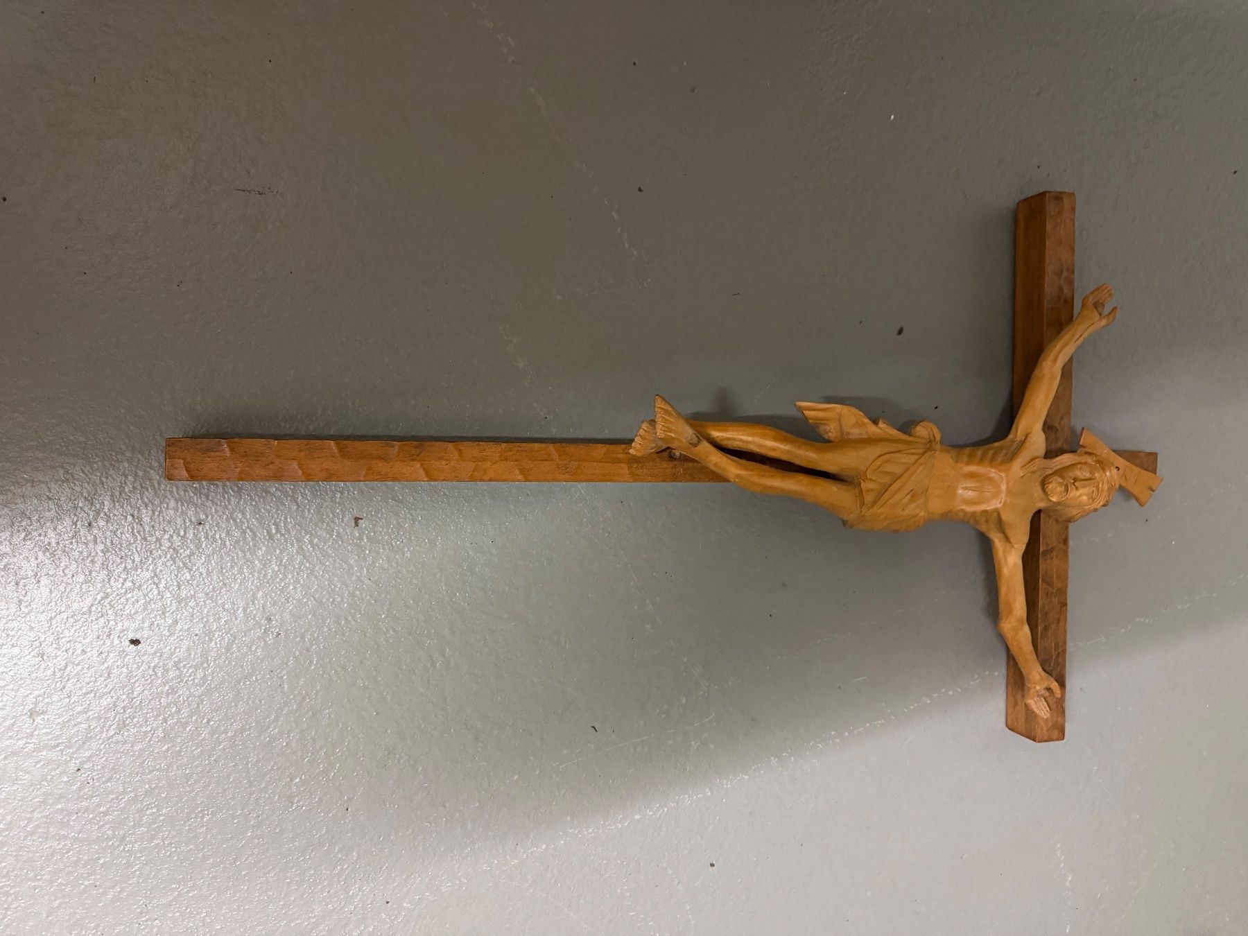 Statuette: Kreuz Jesus Handgeschnitzt – Usato da Ossingen venduto da kimpossibel 4