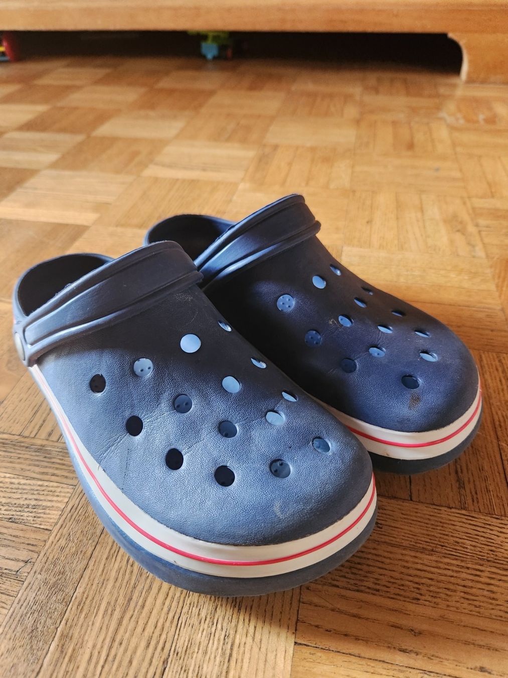 Crocs Chaussures hommes: Crocs Gr. 6/8 39/40 Blau – D'occasion à Gstaad par Meiel2020