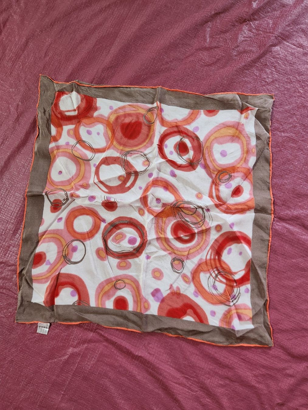 Foulard & Sciarpe: Foulard Giada 100% Soie imprimé multicolore  – Usato da Niedergösgen venduto da Eva2410