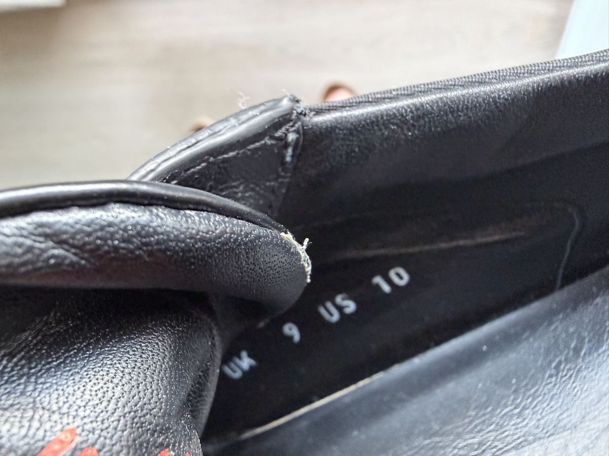 Santoni Chaussures hommes: Santoni AMG Herren Schwarz Grösse 10  – D'occasion à Oberwil b. Zug par hallihallo12 4