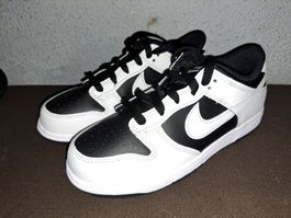 Nike Dunk Low (Gr.35)