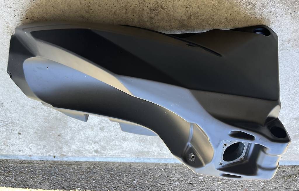 Accessori per altri veicoli: KTM LC4 690 Enduro TANK – Usato da Cheyres venduto da Bonsai3 2