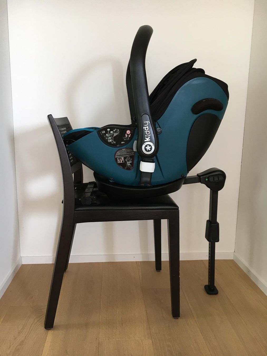 Kiddy Seggiolini per auto: Kiddy Autositz/Babyschale Evolution Pro 2 in Türkis – Usato da Bergdietikon venduto da Staphylococcus 4