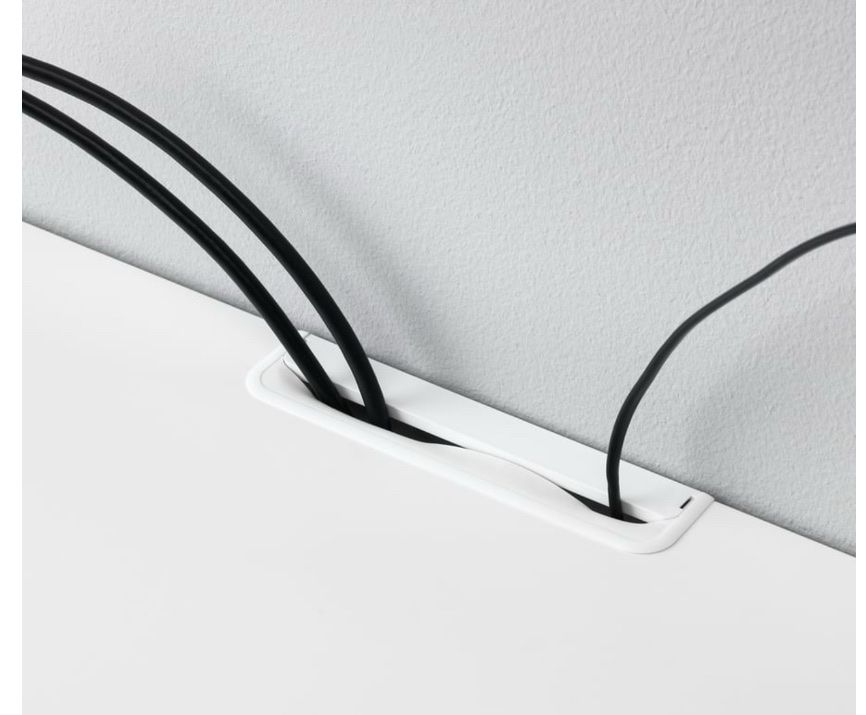 Ikea TV Möbel: Besta TV-Bank mit Glas Deckplatte  – Gebraucht aus Brüttisellen von naz_5wdh 1