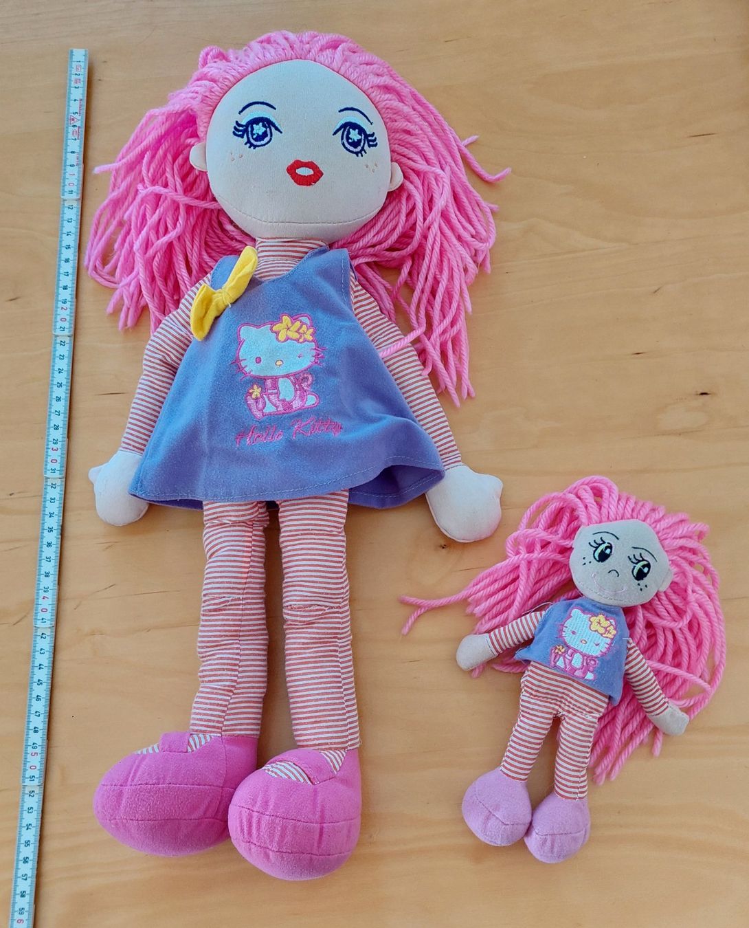 Puppen: 2 Hello Kitty Puppen – Gebraucht aus münchenstein von ewu_8lcz
