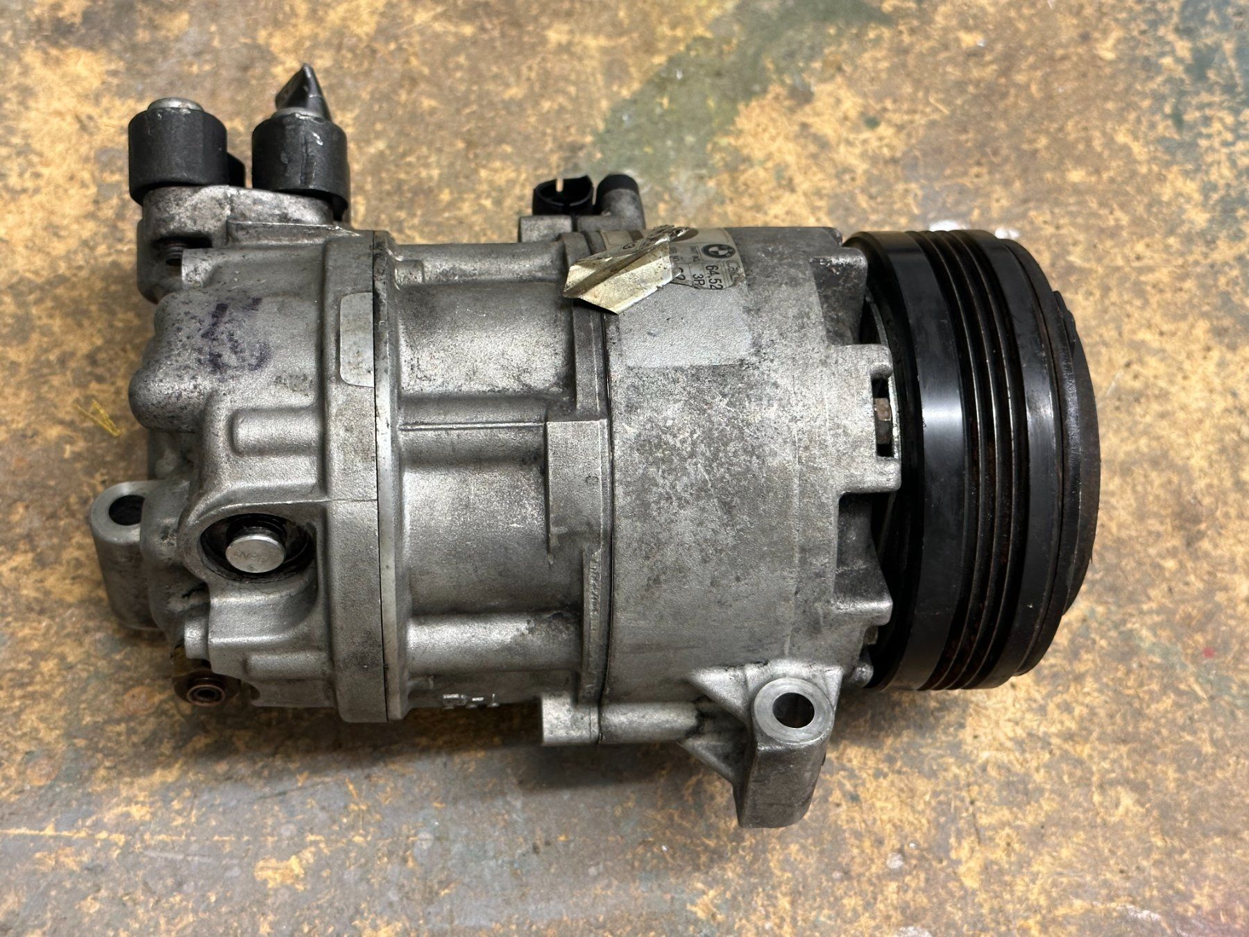 Bosch Compressori: Klimakompressor Kompressor Nr16 6905643 BMW 3  (E46) – Usato da Jonen venduto da BMWE369 8