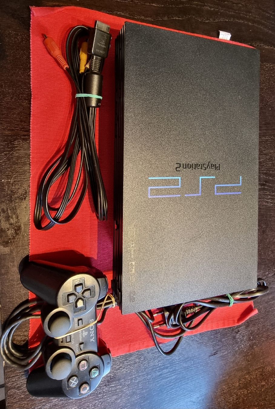 Sony Console: Playstation 2 Fat Console in great condition! – Usato da Allschwil venduto da NDSS9483