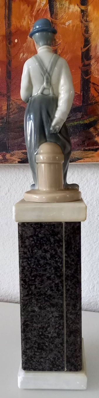 Statuette: Chaplin Keramikfigur auf Marmorsockel – Usato da Wallisellen venduto da chanel007 2