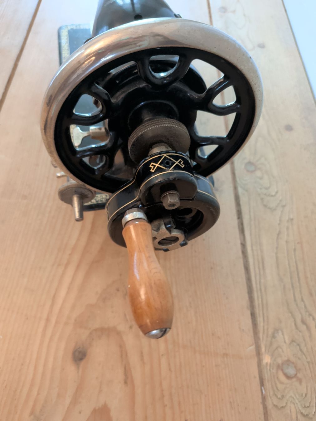 Pfaff Macchine da cucire: Pfaff Nähmaschine Modell 31 antik – Usato da Dietfurt venduto da Subforce1853 2