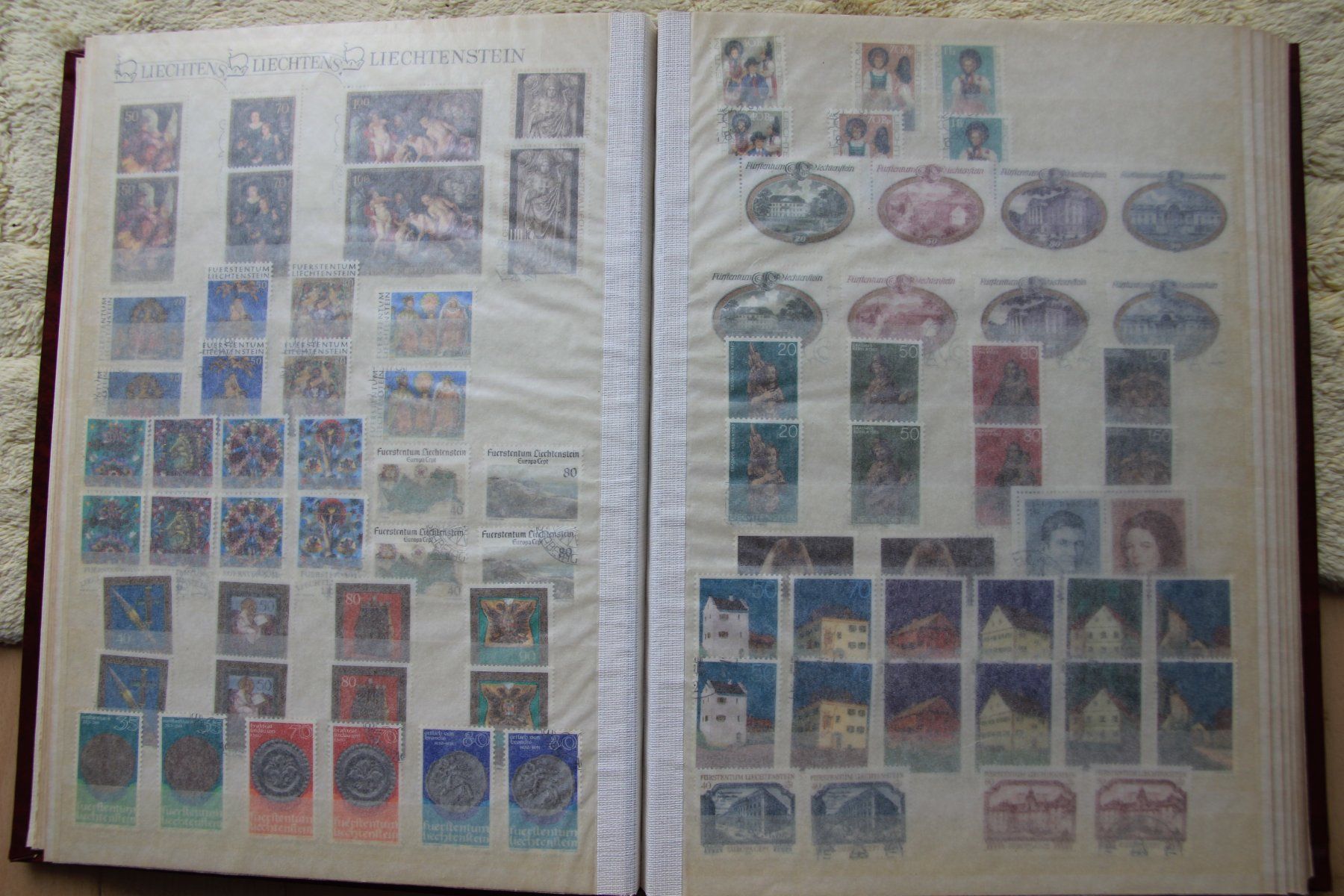 Alle Briefmarken: Sammlung Lichtenstein in rotem Album – Gebraucht aus Schlieren von Sternstunde2 2