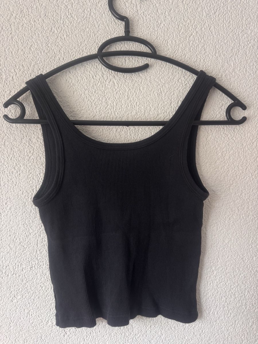 Top: Brandy Melville Top – Usato da Baden venduto da psc_tbw2 1