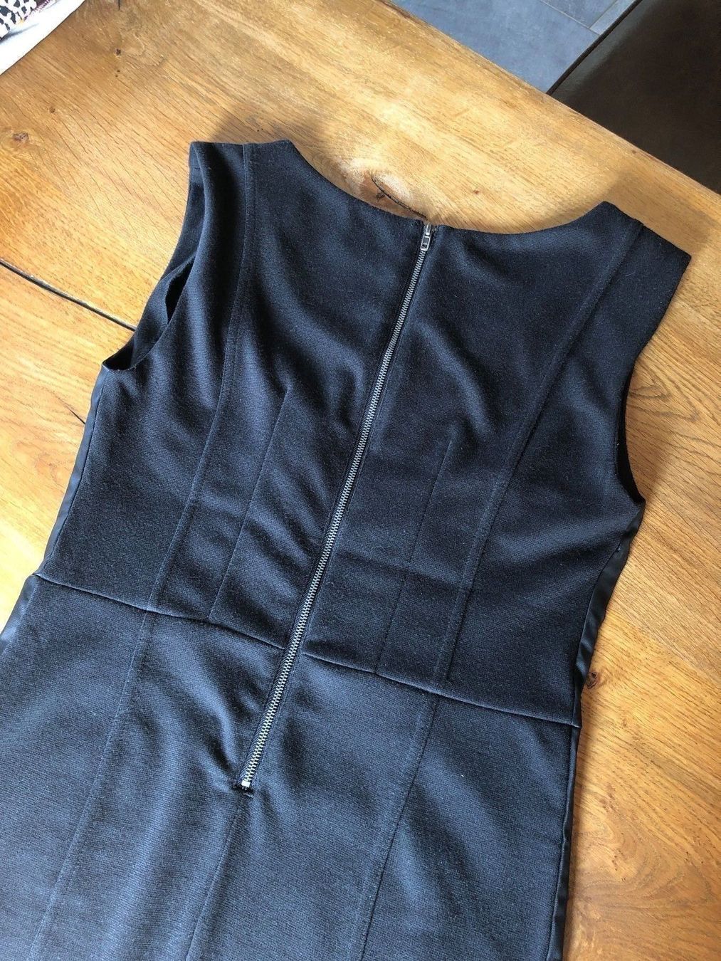 Vestiti: Kleid schwarz Gr. L – Nuovo (secondo la descrizione) da Krattigen venduto da Landado 3