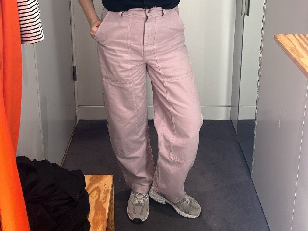 Arket Pantaloni: ARKET lila pants – Usato da Zollikerberg venduto da lunavis 2