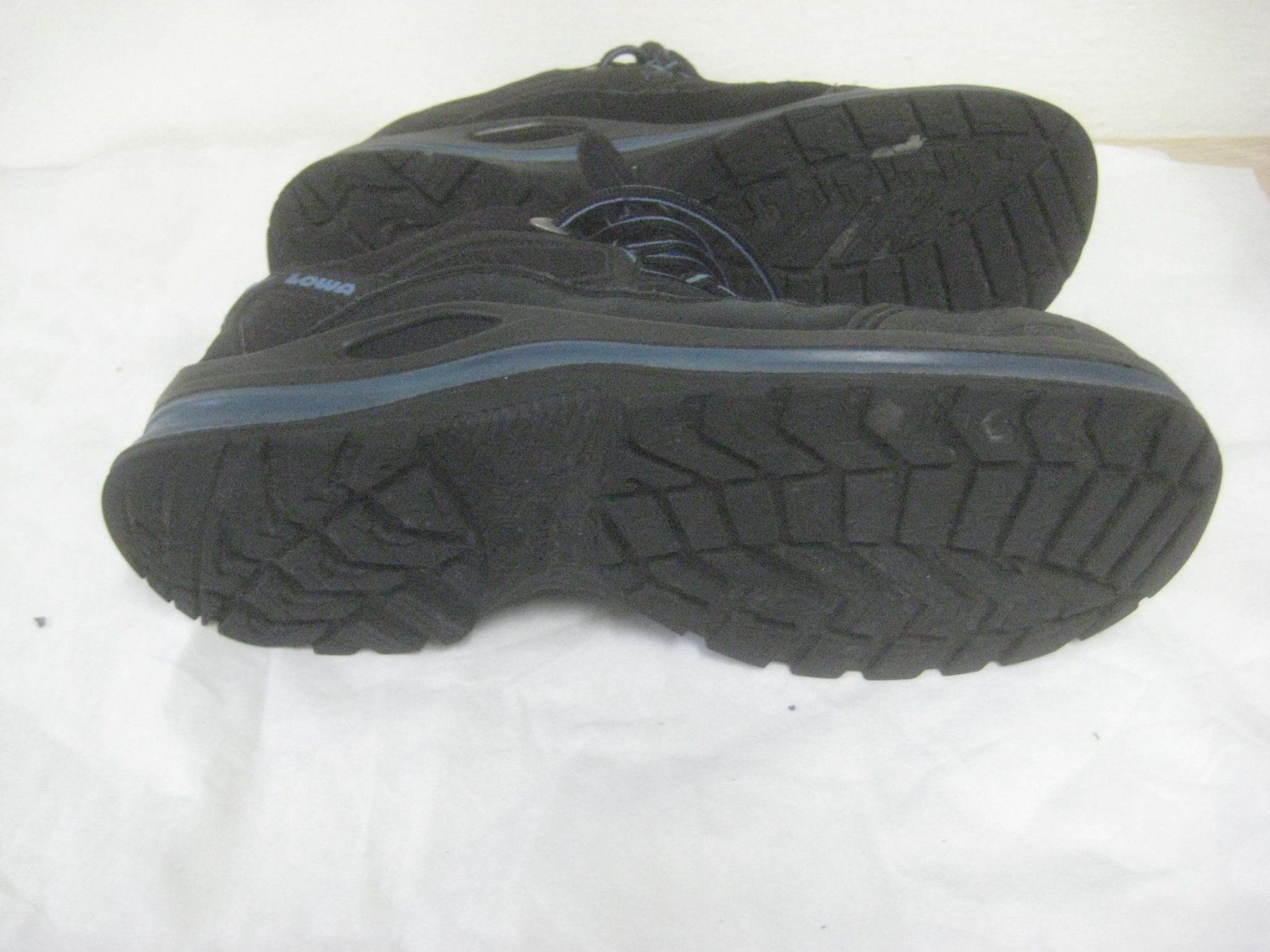 Scarpe da uomo: HERREN   ARBEITS  SCHUHEN – Usato da Uster venduto da flocke1 2