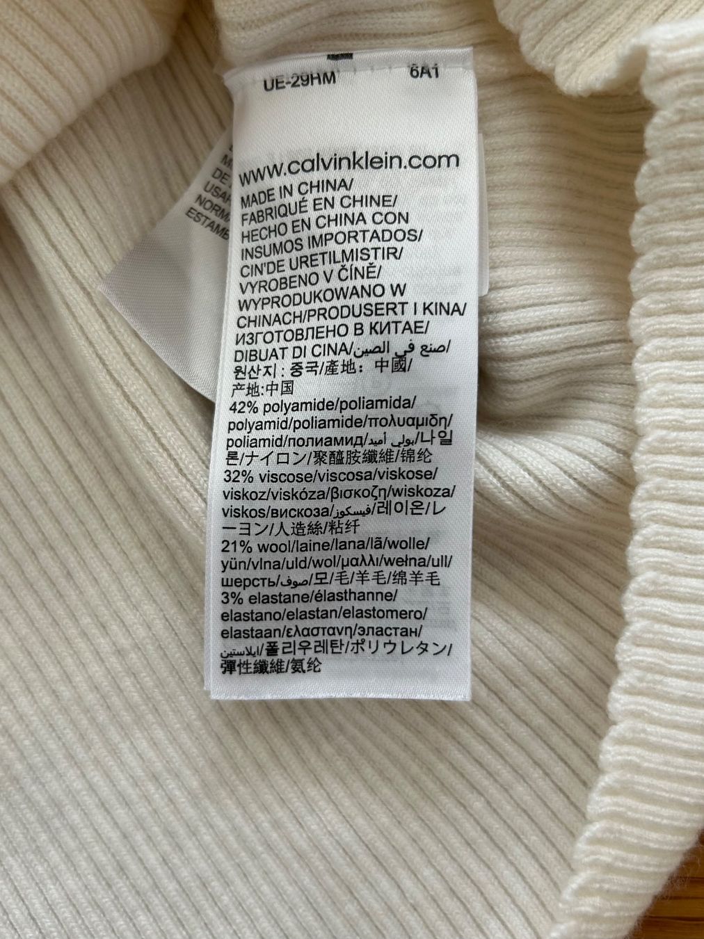 Calvin Klein Maglioni & Felpe: Calvin Klein Jeans turtleneck – Usato da Zürich venduto da _nathalie_ 1