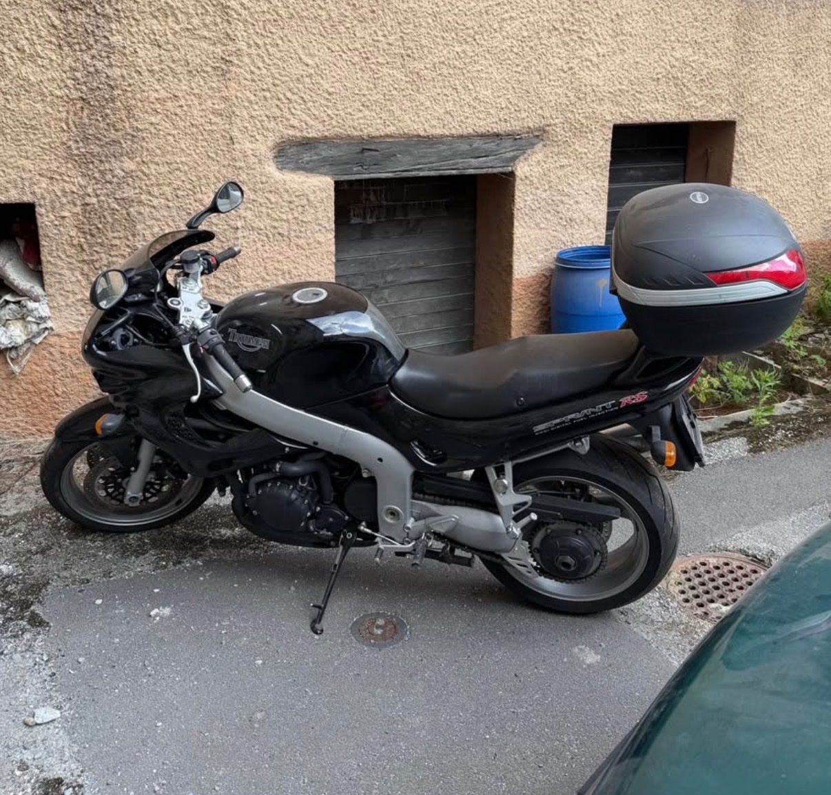 Triumph Touring: Moto Triumph Sprint RS avec top-case – Usato da Martigny venduto da nur_htx8
