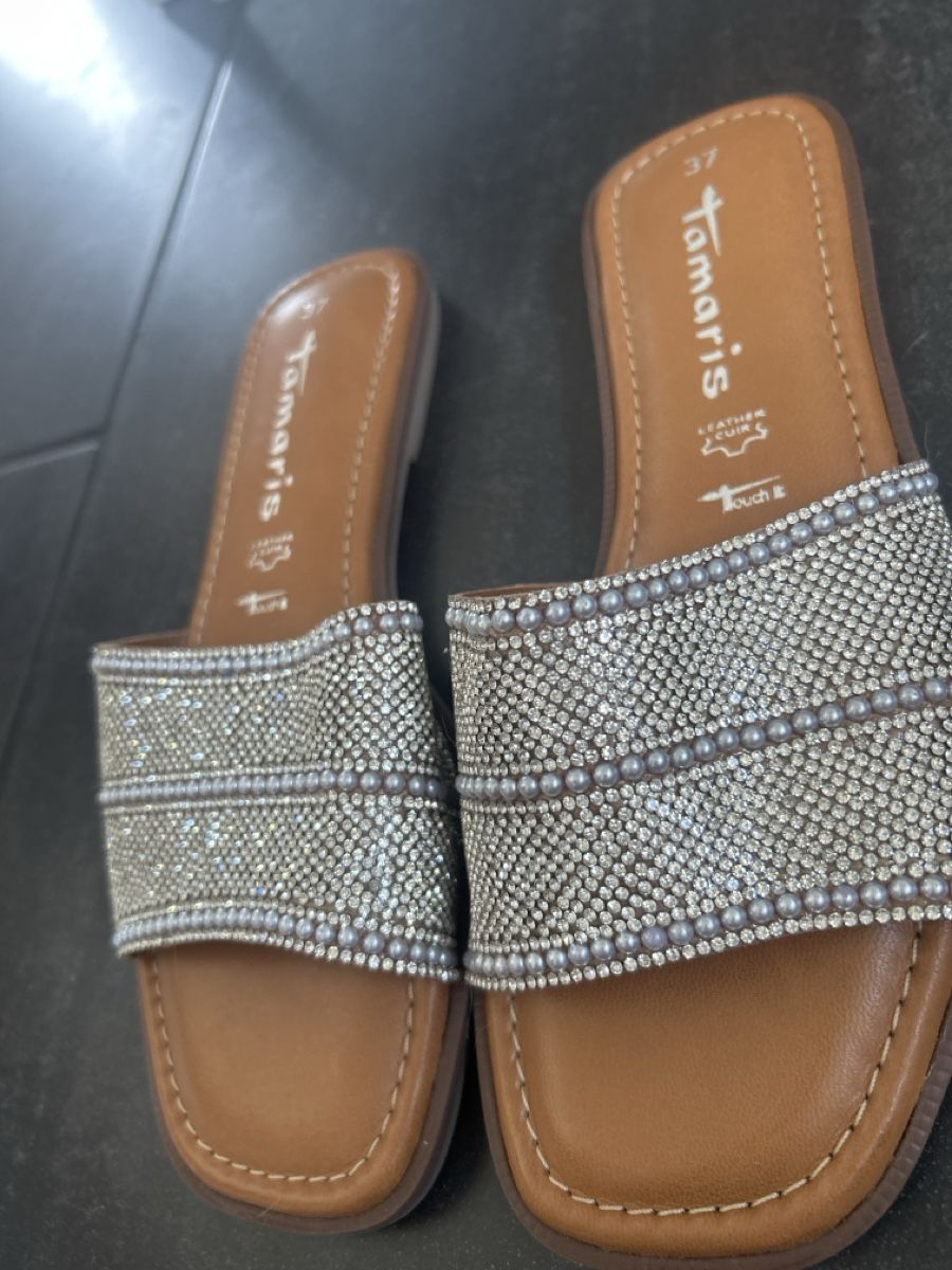 Scarpe da donna: Tamaris Pantoletten Grösse 37 mit Strass – Nuovo (secondo la descrizione) da Vaduz venduto da Snooki6 1