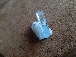 Aquamarin Kristall top!
