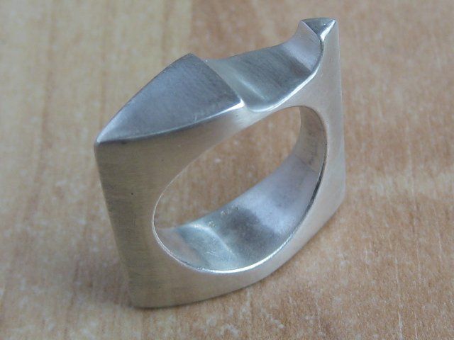 Anelli: extravaganter Ring Silber 925 Gr. 55 – Usato da Ermatingen venduto da Decovin 1