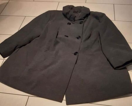 Kuscheliger Damen Wintermantel Gr. 62/64