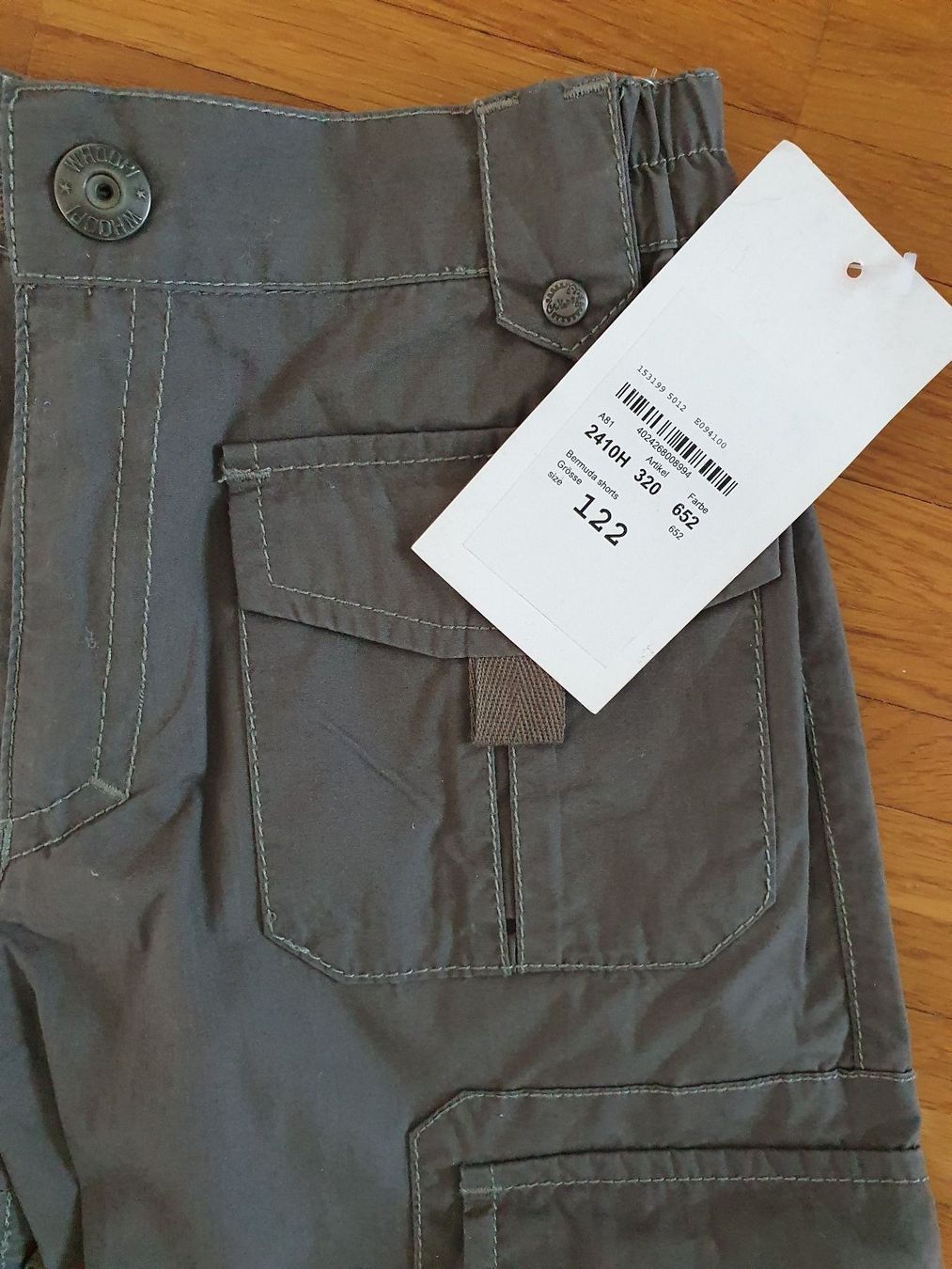 Pantaloni: Kurze Hose NEU Gr.122 – Usato da Zürich venduto da Modnok 2
