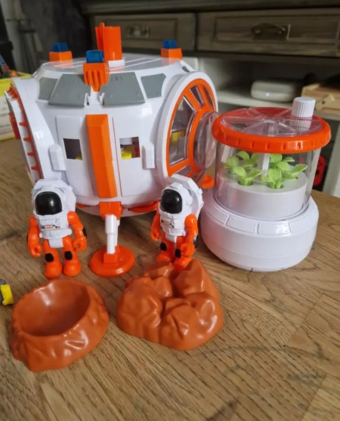 Spielzeuge: Raumstation / Mars Station Spielzeug – Gebraucht aus Büttenhardt von Cardman 2