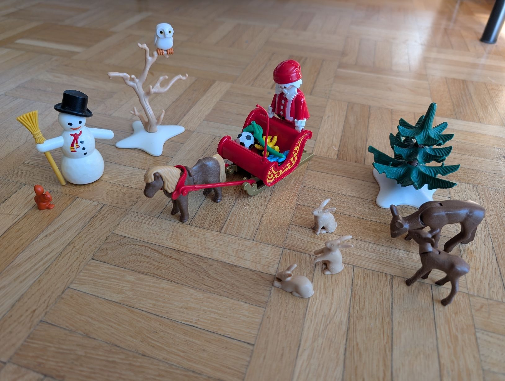 Playmobil Giocattoli: Père Noël Playmobil – Usato da Neuchâtel venduto da lynne_mo