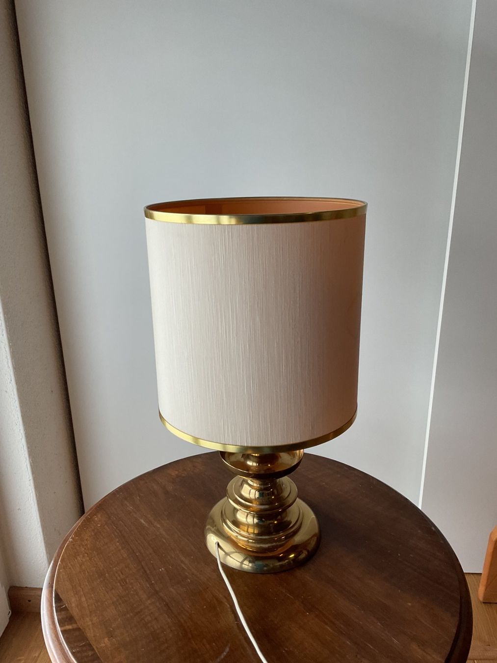 Lampade: Antike Tischlampe – Usato da Buchrain venduto da avmnv