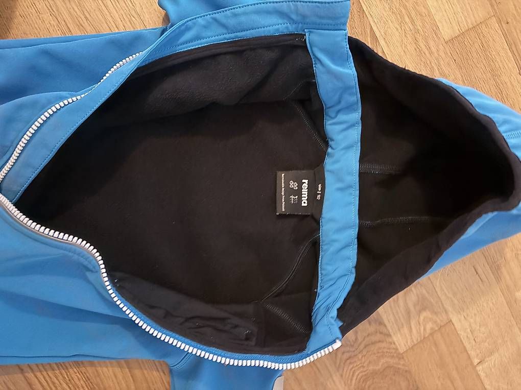 Vestes & Manteaux: Reima Softshelljacke Größe 92 – D'occasion à Zürich par beg_nlp8 2
